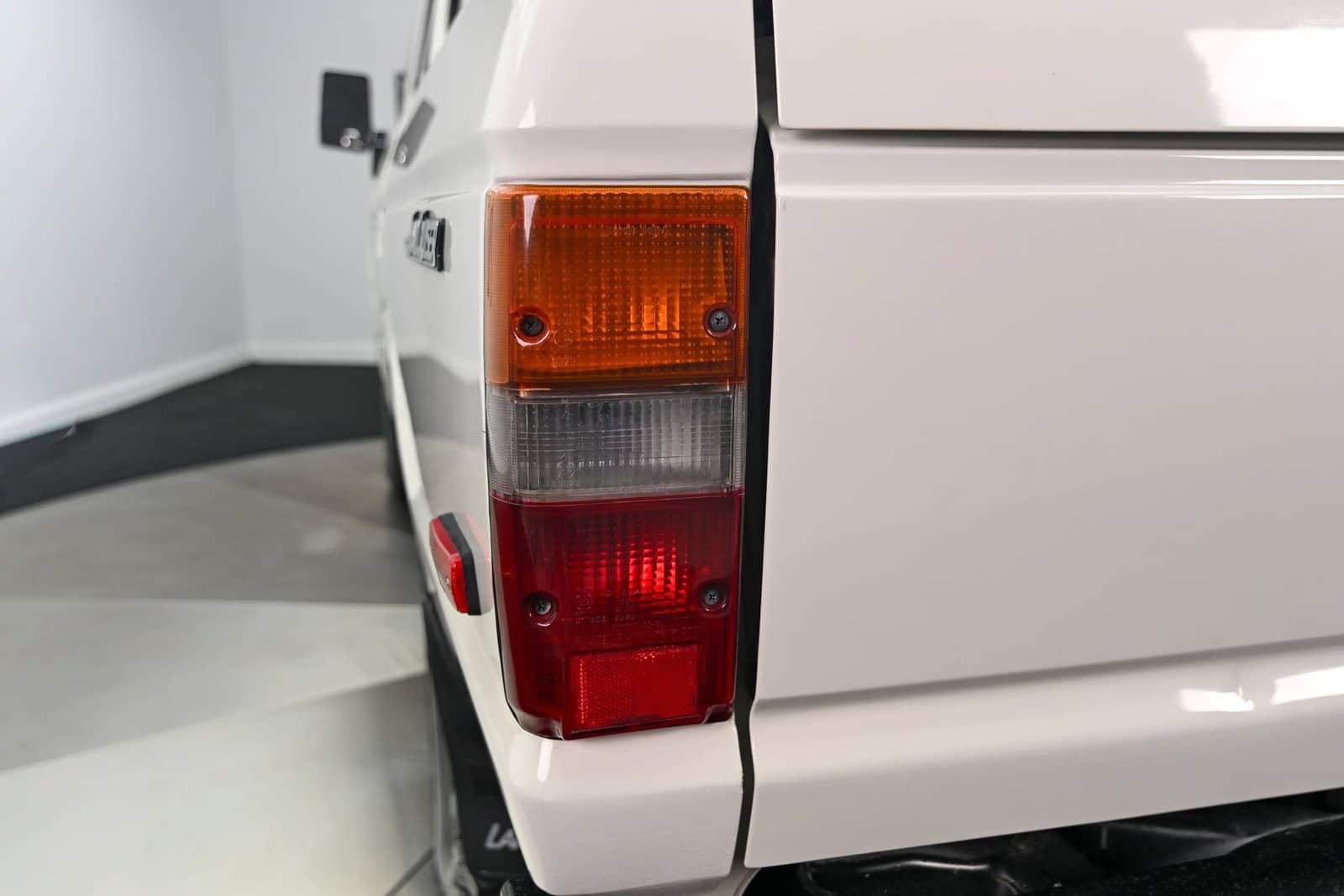 Used 1988 Toyota Land Cruiser AWD/4WD image 15