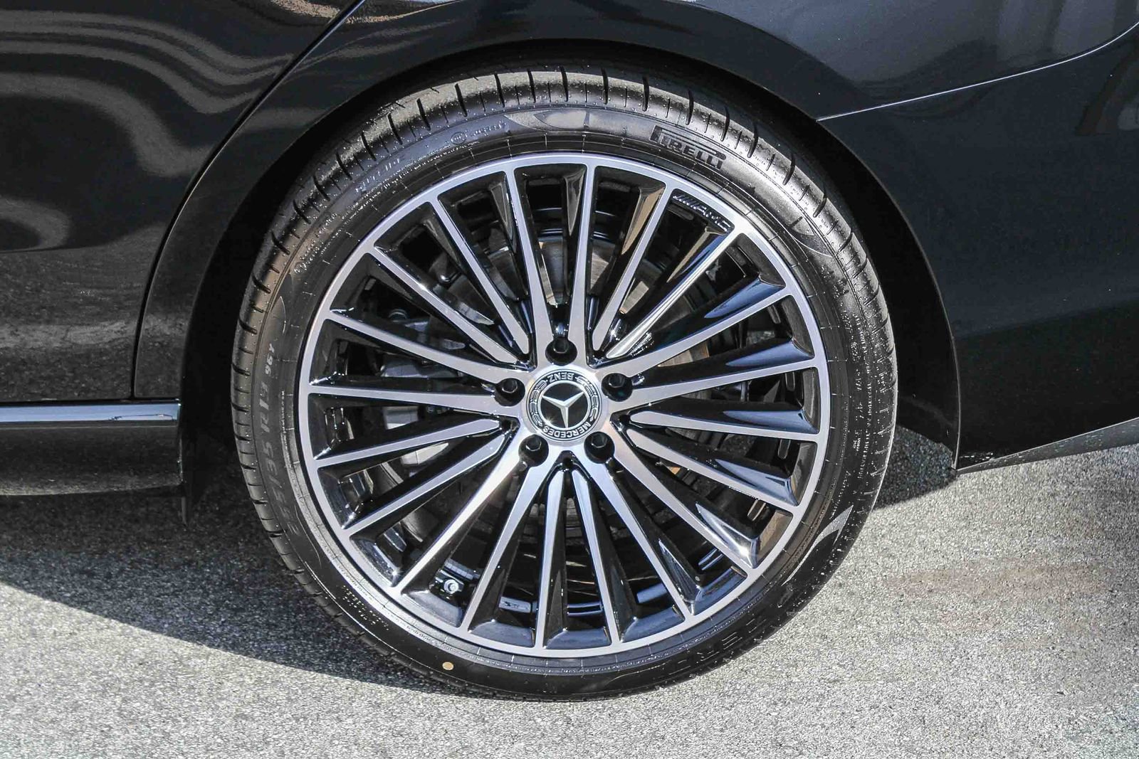 New 2026 Mercedes-Benz C 300 4MATIC Sedan image 10