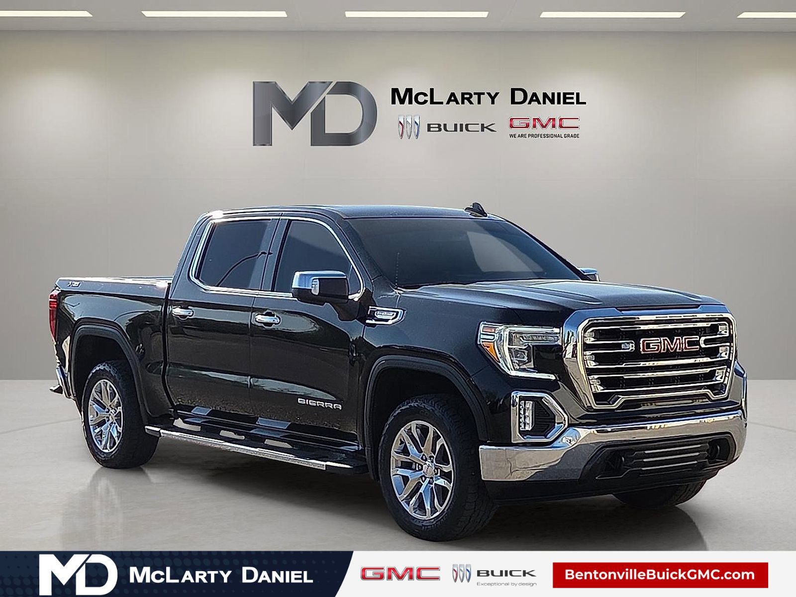 Certified 2021 GMC Sierra 1500 SLT AWD/4WD image 1