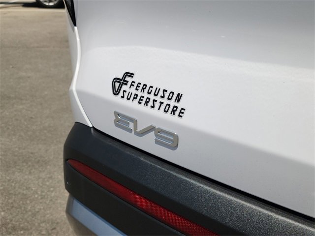 New 2026 Kia EV9 Wind image 5