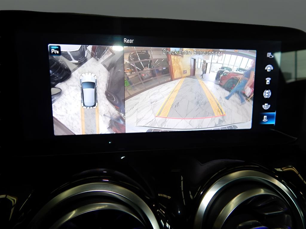 Used 2022 Mercedes-Benz GLA 35 AMG 4MATIC image 15