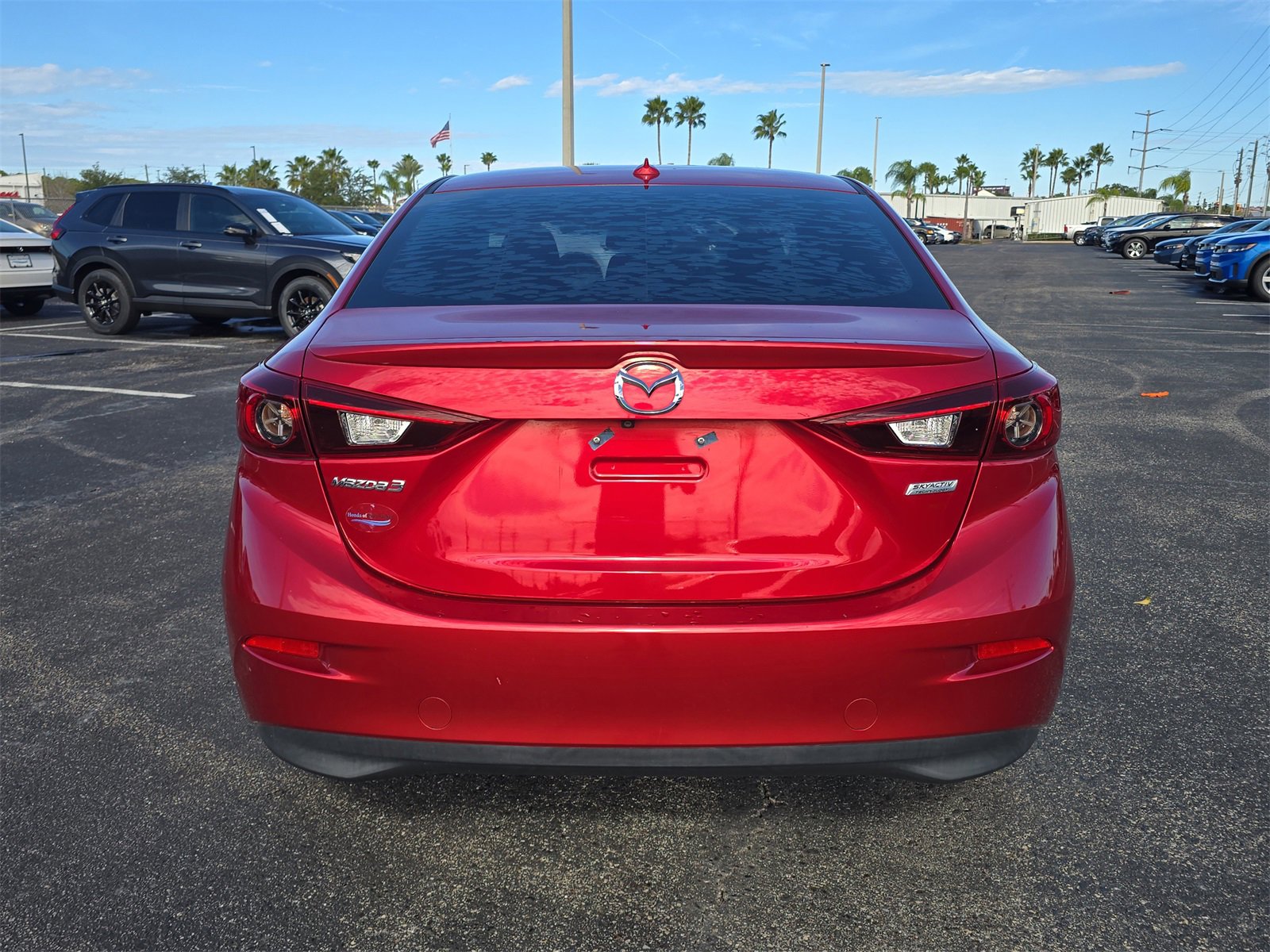 Used 2016 MAZDA MAZDA3 i Touring w/ Popular Equipment Package image 5