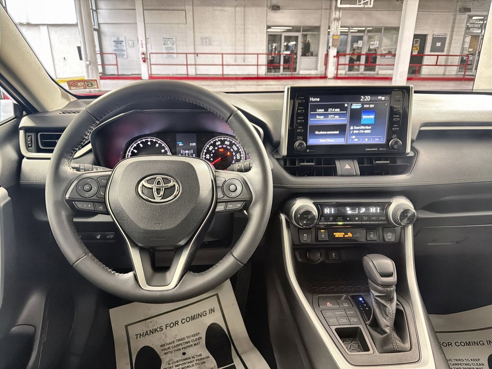 Used 2021 Toyota RAV4 XLE w/ Convenience Package image 16