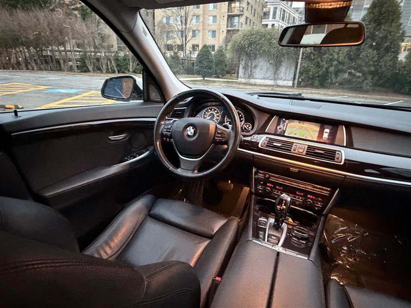 Used 2017 BMW 535i Gran Turismo image 27
