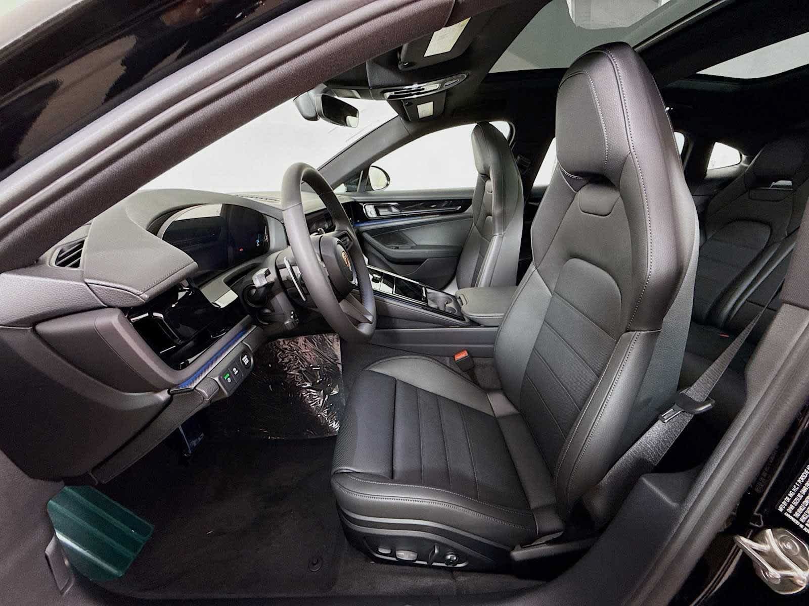 New 2026 Porsche Panamera RWD image 33