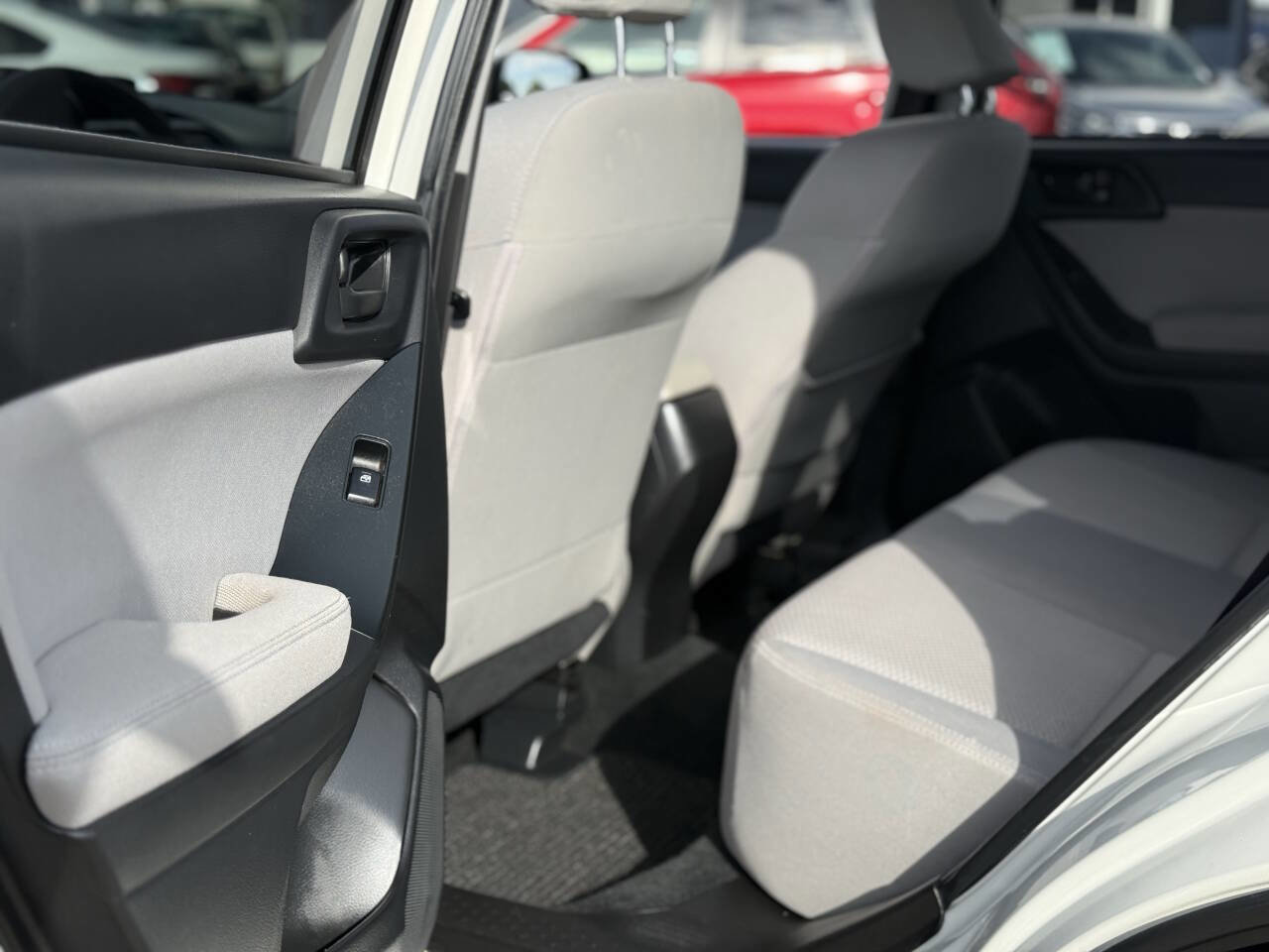 Used 2014 Subaru Forester 2.5i Premium w/ Popular Package #1 AWD/4WD image 11