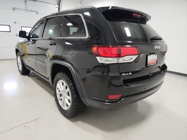 Used 2021 Jeep Grand Cherokee Laredo AWD/4WD image 9