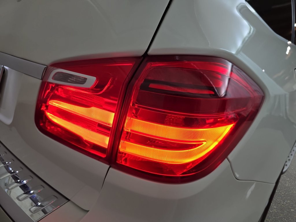 Used 2014 Mercedes-Benz GL 450 4MATIC image 31