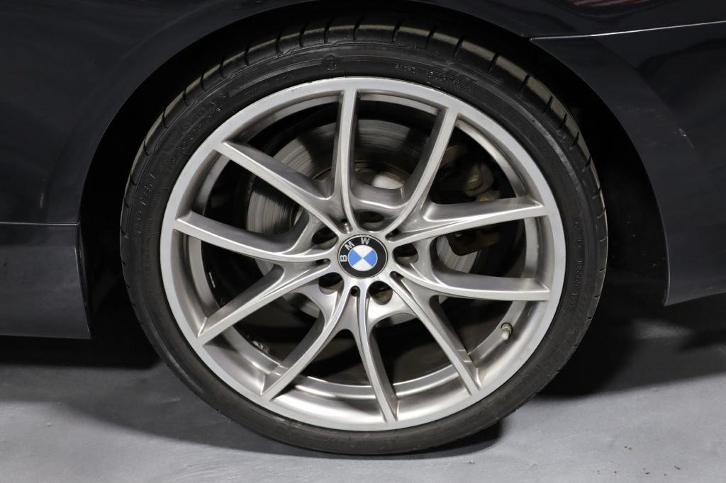Used 2013 BMW 650i Convertible RWD image 38