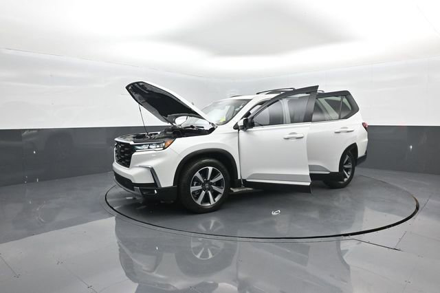 Used 2024 Honda Pilot Elite image 43
