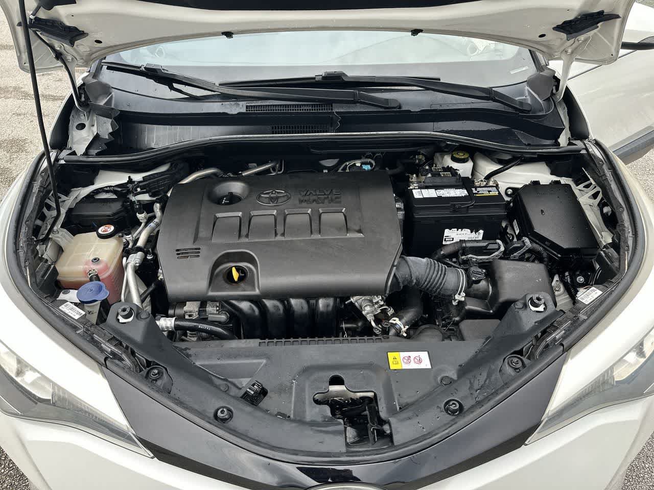 Used 2021 Toyota C-HR XLE FWD image 14