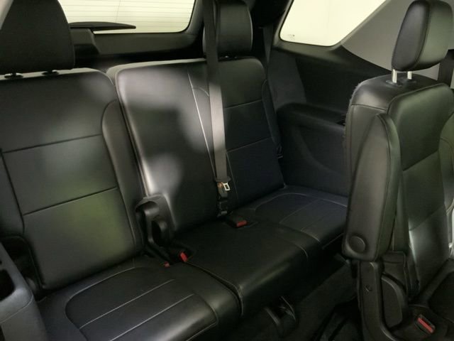 Used 2018 Chevrolet Traverse Premier AWD/4WD image 40