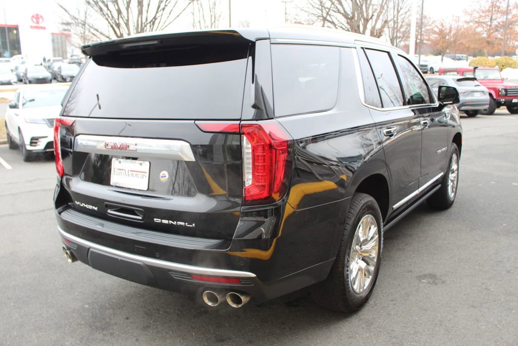 Used 2024 GMC Yukon Denali image 2