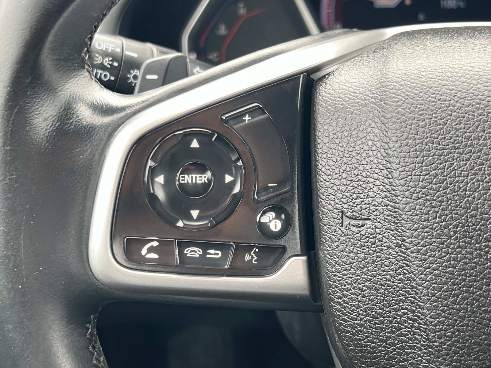 Used 2020 Honda Civic Sport image 9