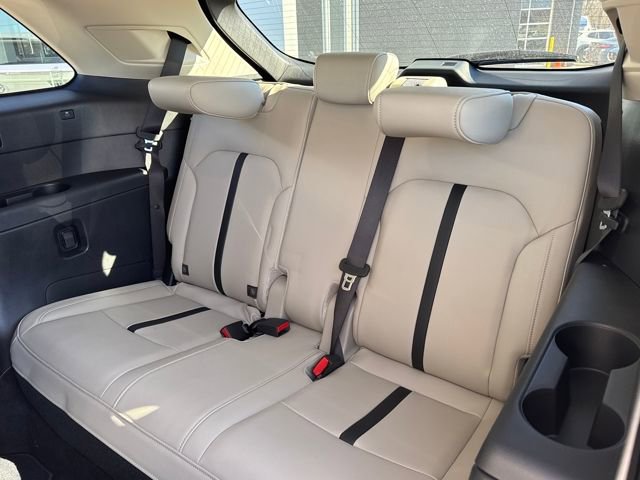 New 2025 MAZDA CX-90 Plug-In Hybrid w/ Preferred image 10