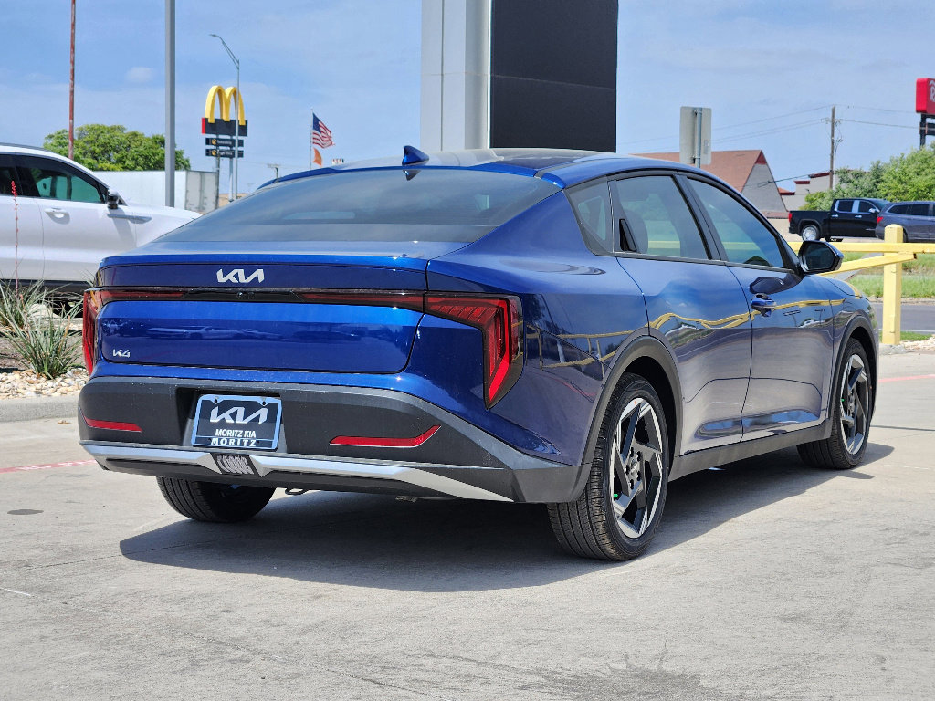 New 2026 Kia K4 EX image 4