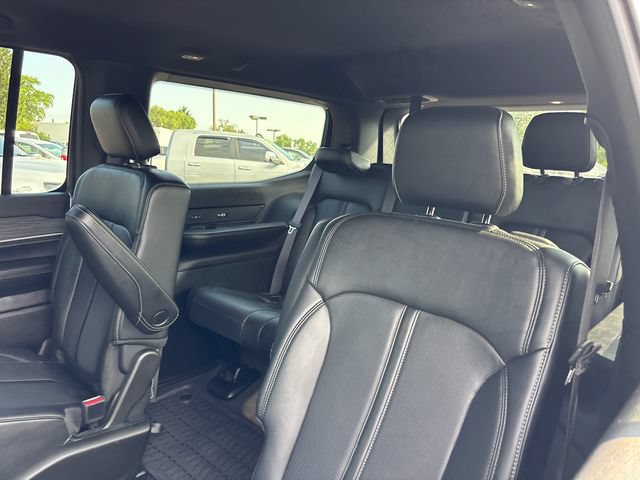 Used 2024 Jeep Wagoneer Series II w/ Rear Seat Video Group 1 AWD/4WD image 8