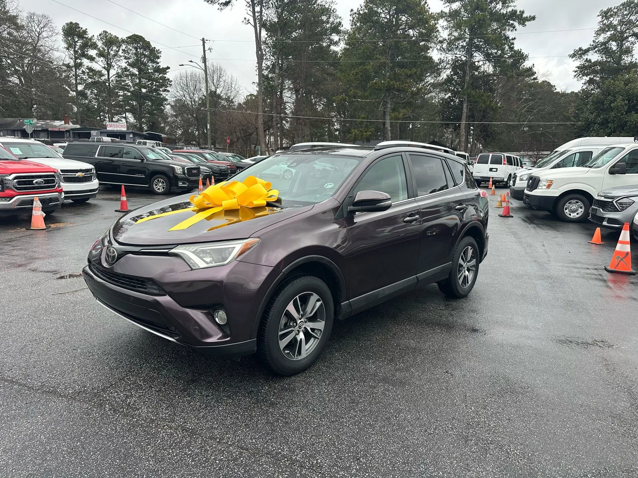 Used 2016 Toyota RAV4 XLE w/ Convenience Package image 1