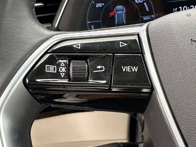 Certified 2024 Audi Q8 e-tron Premium Plus w/ Premium Plus Package AWD/4WD image 34
