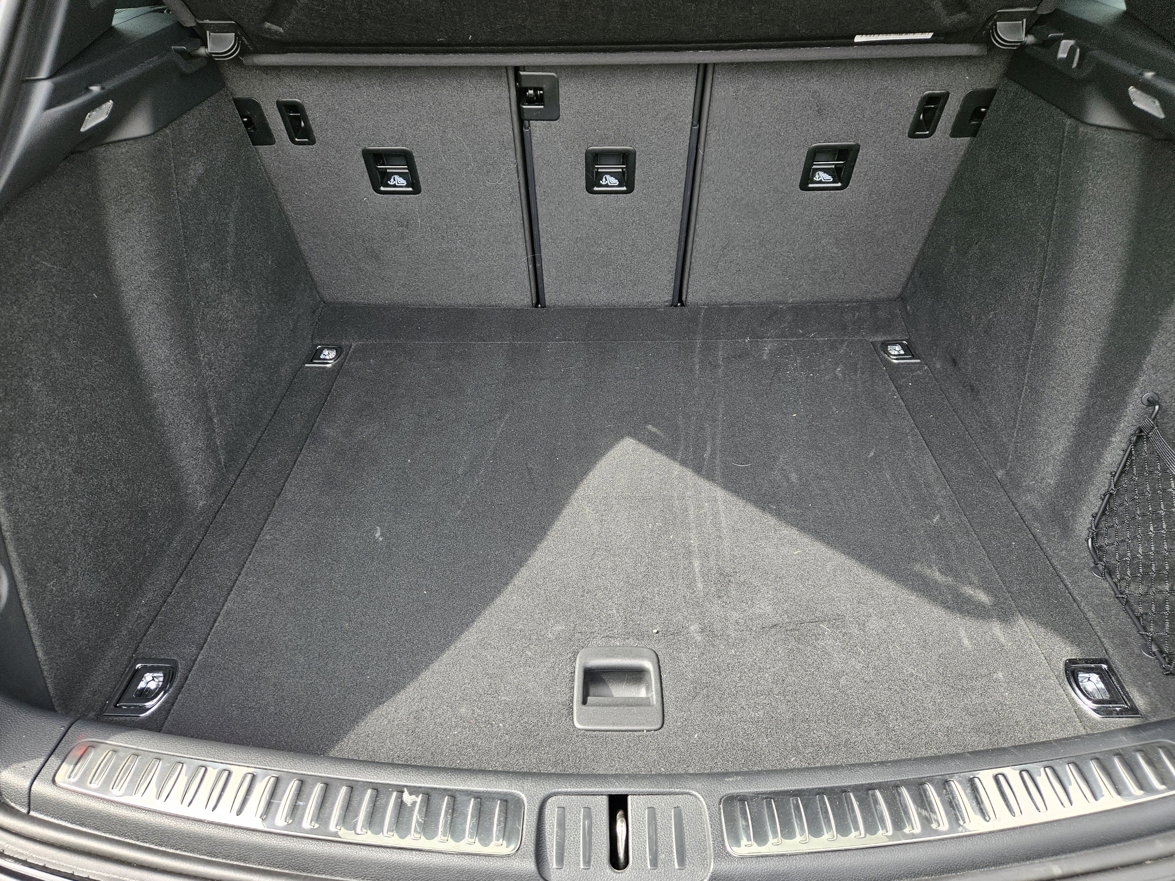 Certified 2025 Porsche Macan image 31