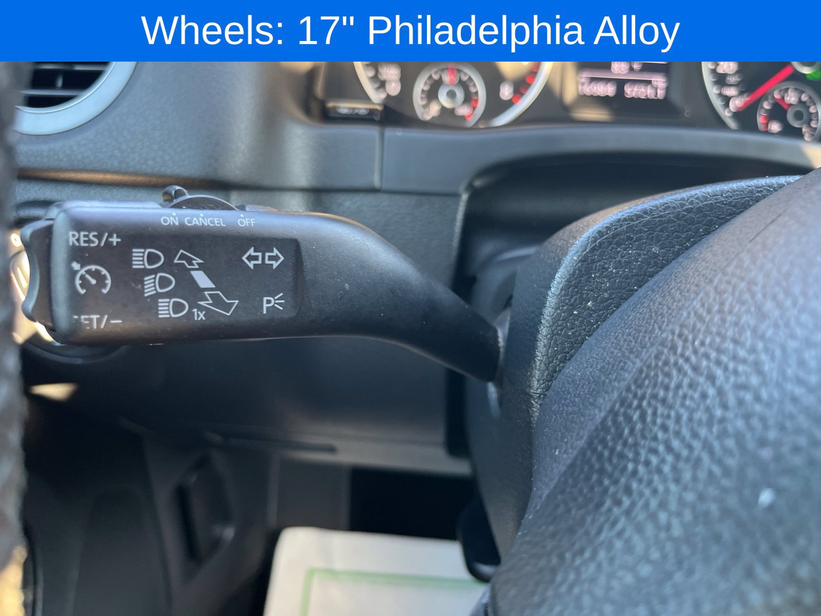 Used 2018 Volkswagen Tiguan Limited w/ Premium Package AWD/4WD image 15