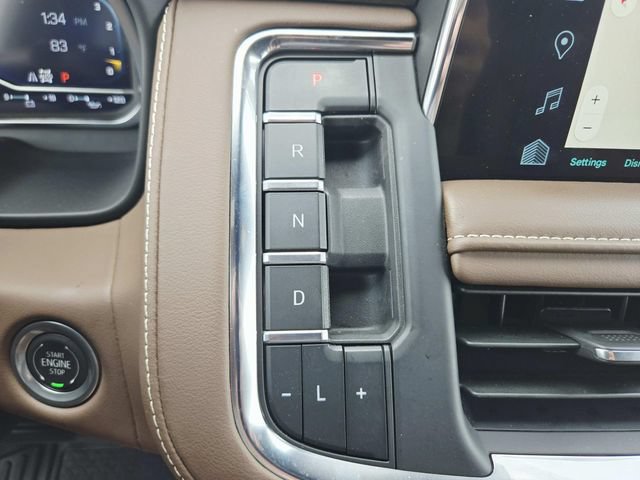 Used 2024 Chevrolet Suburban High Country w/ Advanced Technology Package AWD/4WD image 32