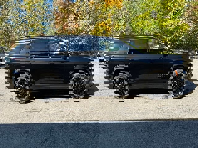 New 2026 Chevrolet Traverse LT w/ Driver Confidence Package image 4