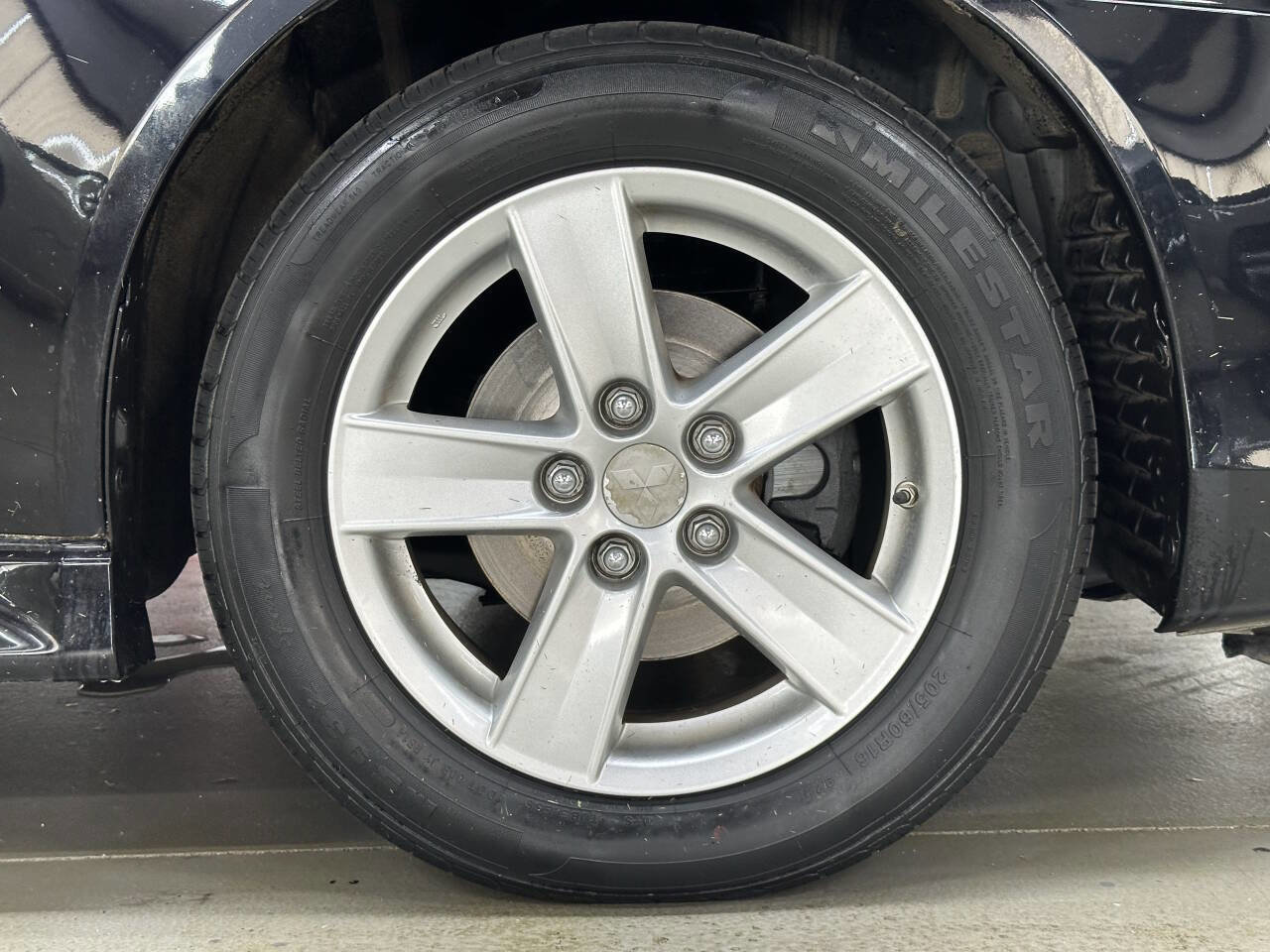 Used 2014 Mitsubishi Lancer SE image 32