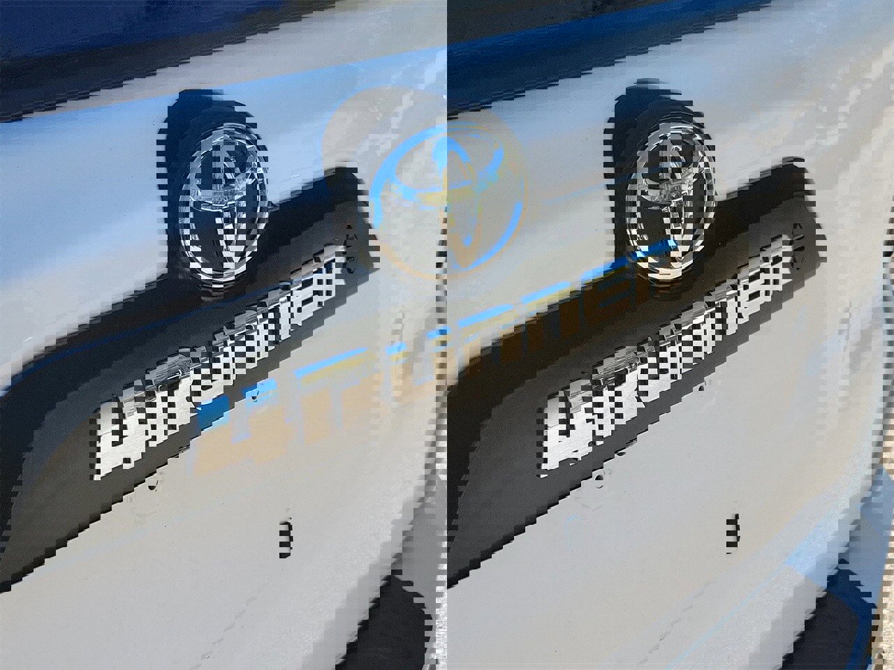 Used 2023 Toyota 4Runner TRD Off-Road Premium image 6