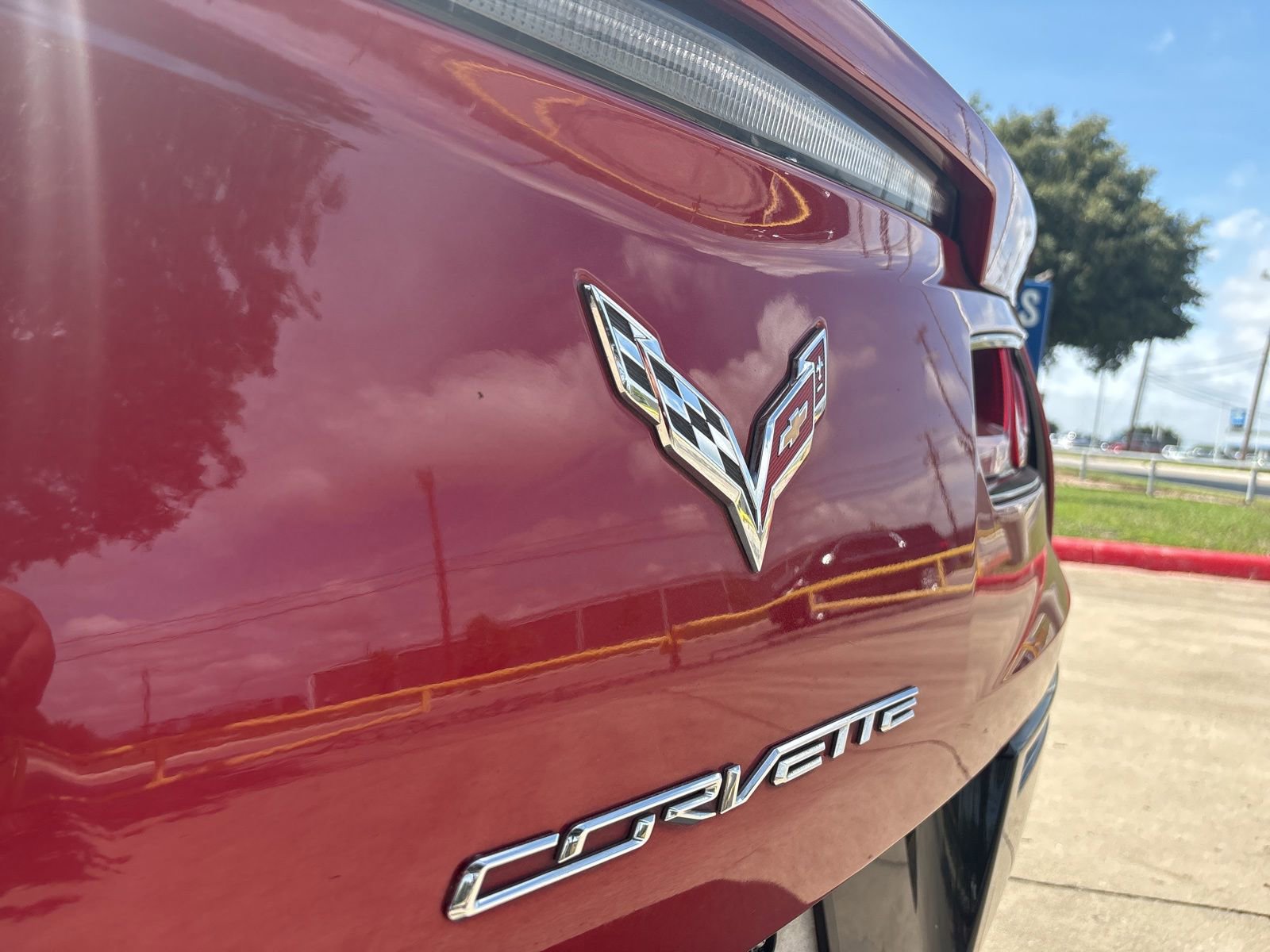 Used 2014 Chevrolet Corvette Stingray Convertible w/ 2LT Preferred Equipment Group RWD image 5