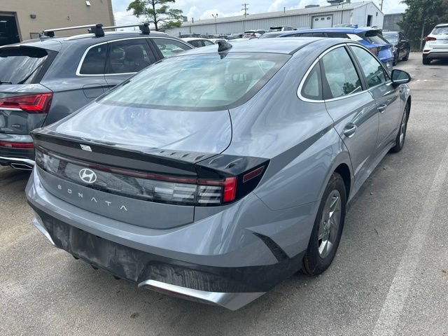 Certified 2026 Hyundai Sonata SE FWD image 4
