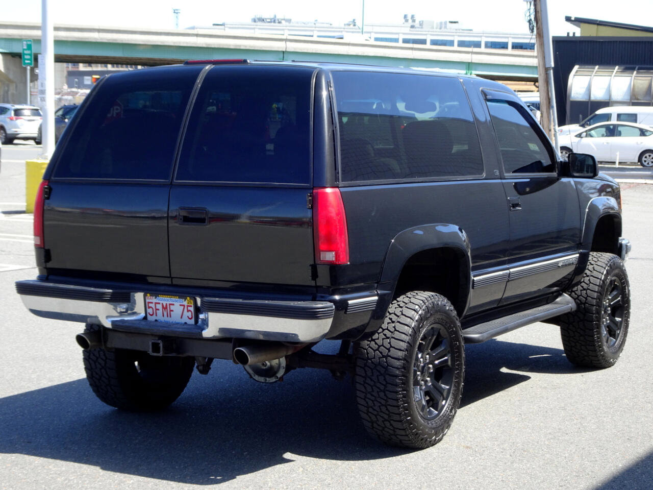 Used 1999 Chevrolet Tahoe 4WD 2-Door w/ Preferred Equipment Group image 7