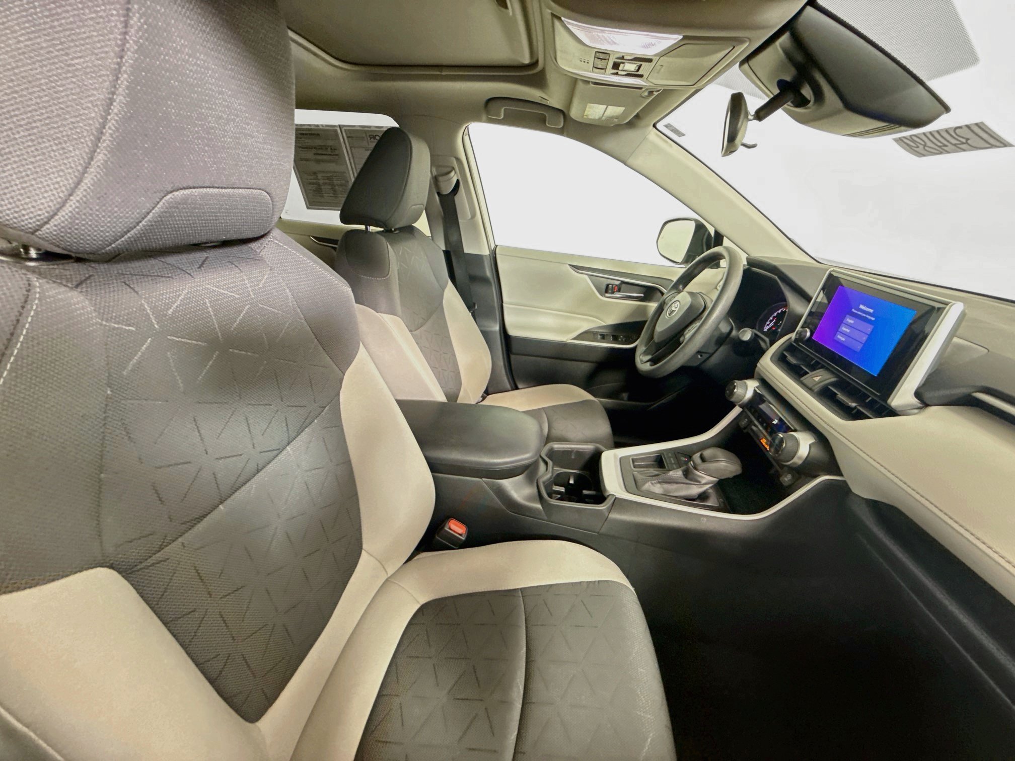Certified 2024 Toyota RAV4 XLE w/ Convenience Package FWD image 25