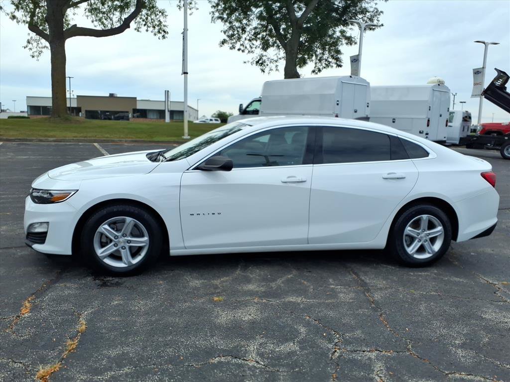 Used 2023 Chevrolet Malibu LS FWD image 4