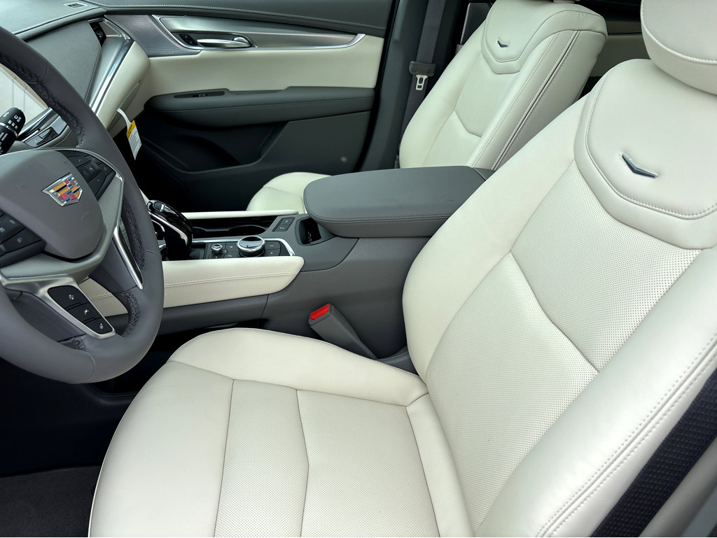 New 2026 Cadillac XT5 Premium Luxury AWD/4WD image 18