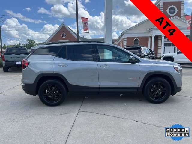 Used 2023 GMC Terrain AT4 w/ Infotainment Package II image 4