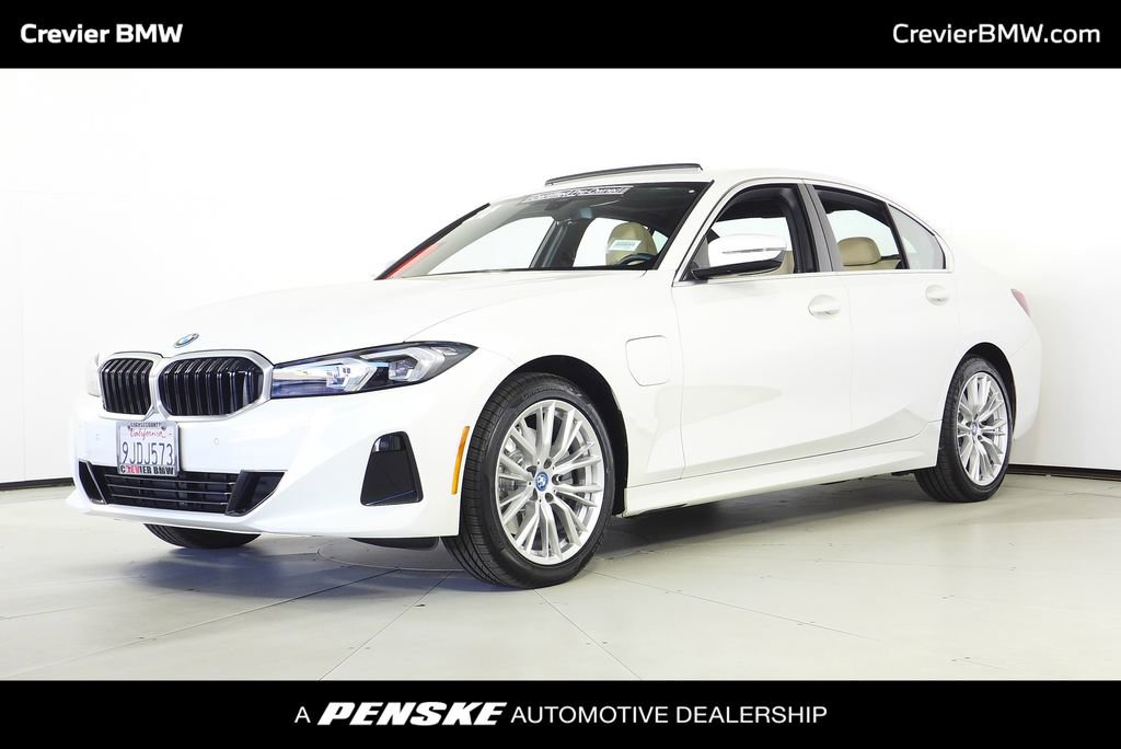 Certified 2024 BMW 330e 330e iPerformance w/ Convenience Package image 1