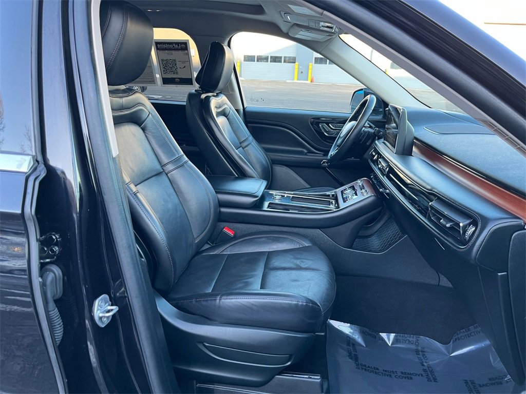 Used 2020 Lincoln Aviator Reserve w/ Equipment Group 201A image 25