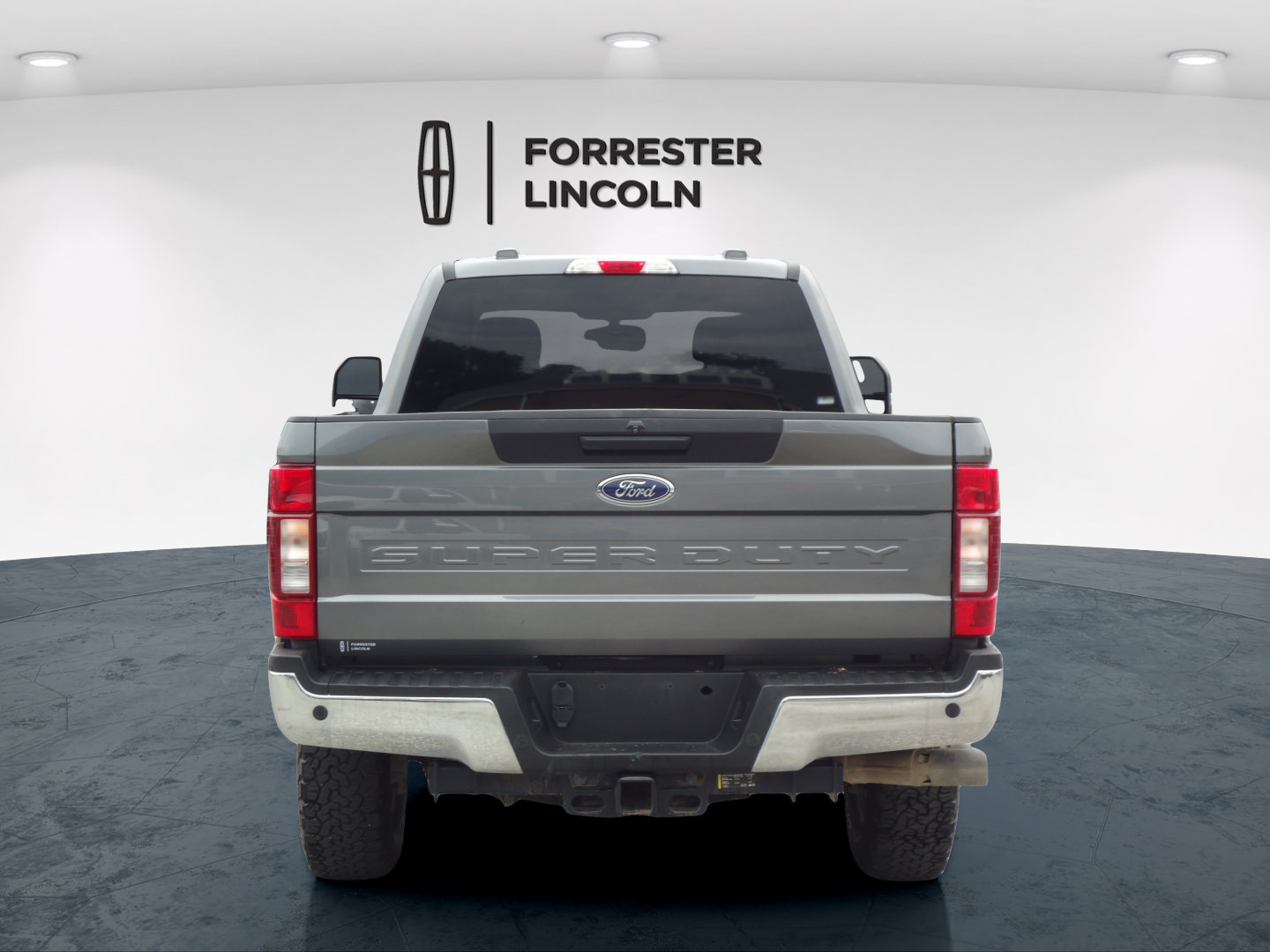 Used 2022 Ford F250 XLT w/ XLT Value Package AWD/4WD image 4