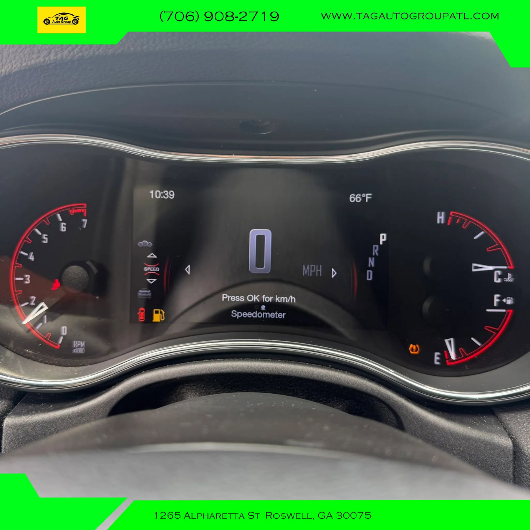Used 2018 Dodge Durango SXT w/ 3rd Row Seating Group RWD image 22