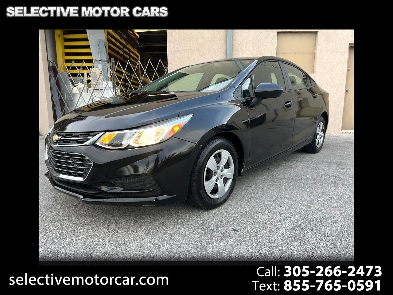 Used 2018 Chevrolet Cruze LS image 1