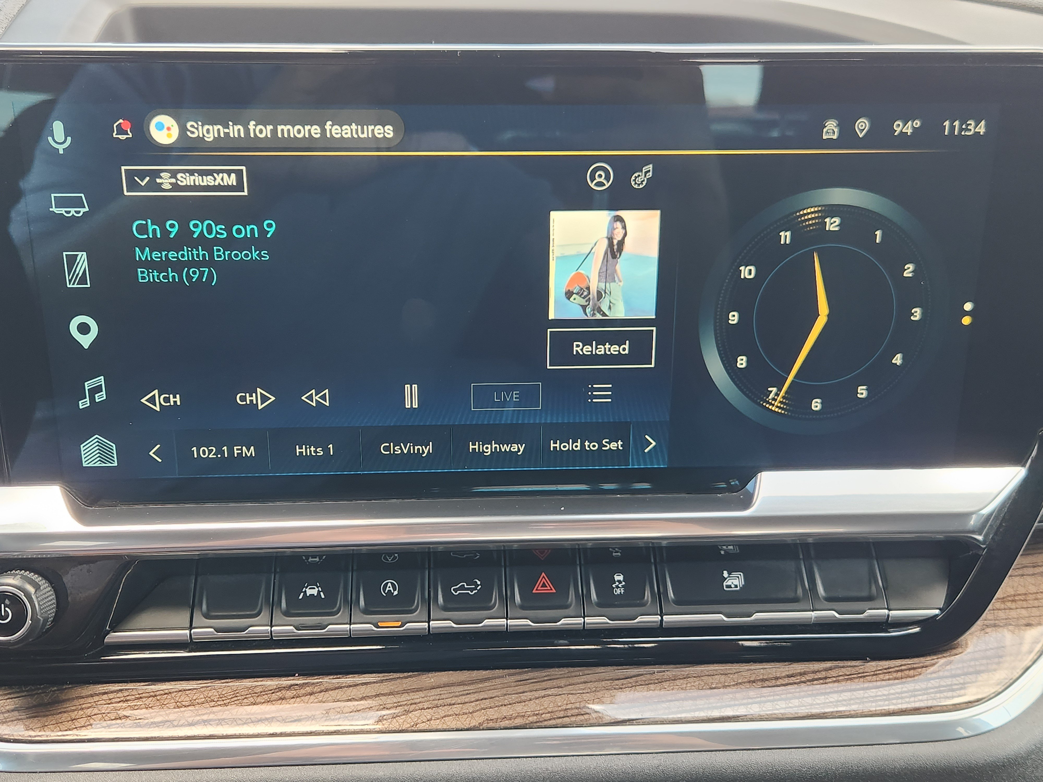 Certified 2025 Chevrolet Silverado 1500 LT AWD/4WD image 16
