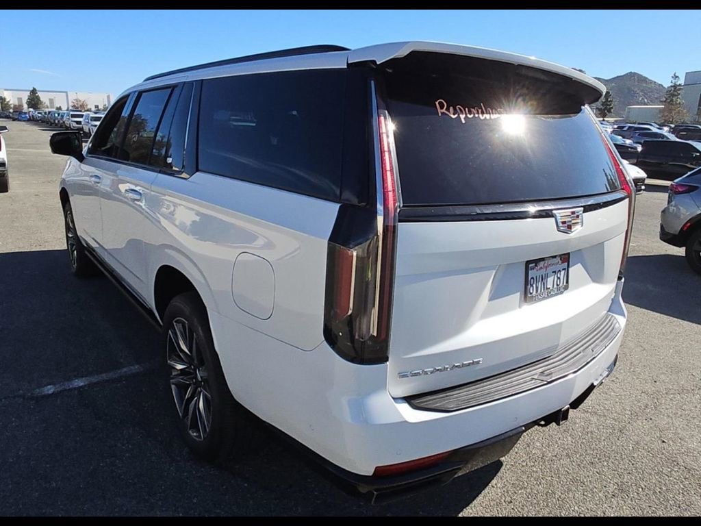 Used 2021 Cadillac Escalade ESV Sport w/ Driver Assist Tech Package image 6