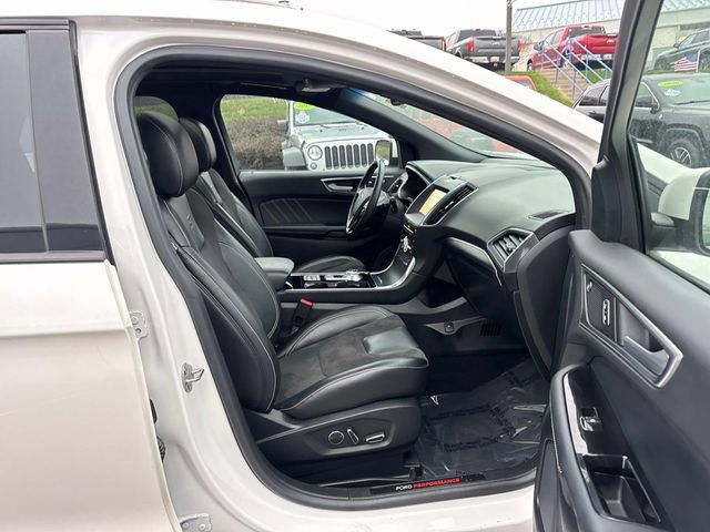 Certified 2019 Ford Edge ST w/ Equipment Group 401A image 11