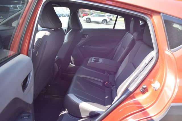 Used 2024 Subaru Crosstrek 2.5i Wilderness w/ Crosstrek Mirror Package AWD/4WD image 31
