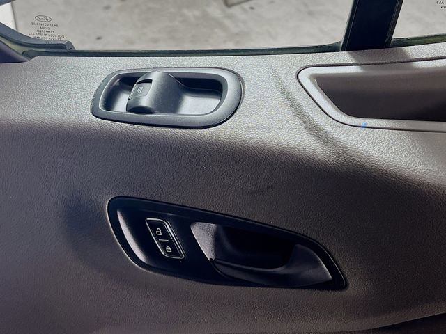 Used 2023 Ford Transit 350 XL image 31