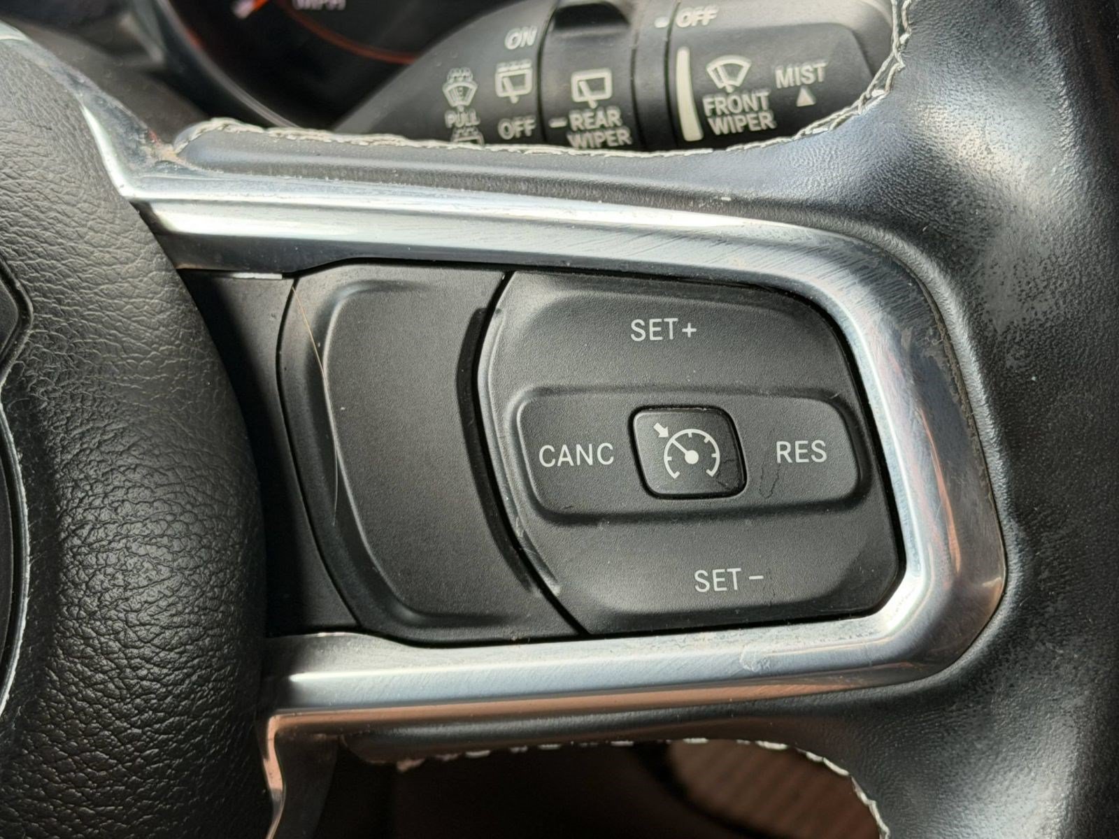 Used 2021 Jeep Wrangler Unlimited Sahara AWD/4WD image 19