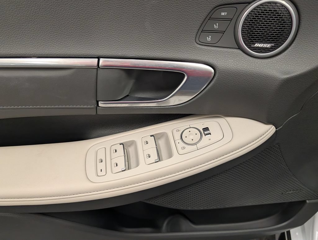 Used 2023 Hyundai Sonata Limited FWD image 9