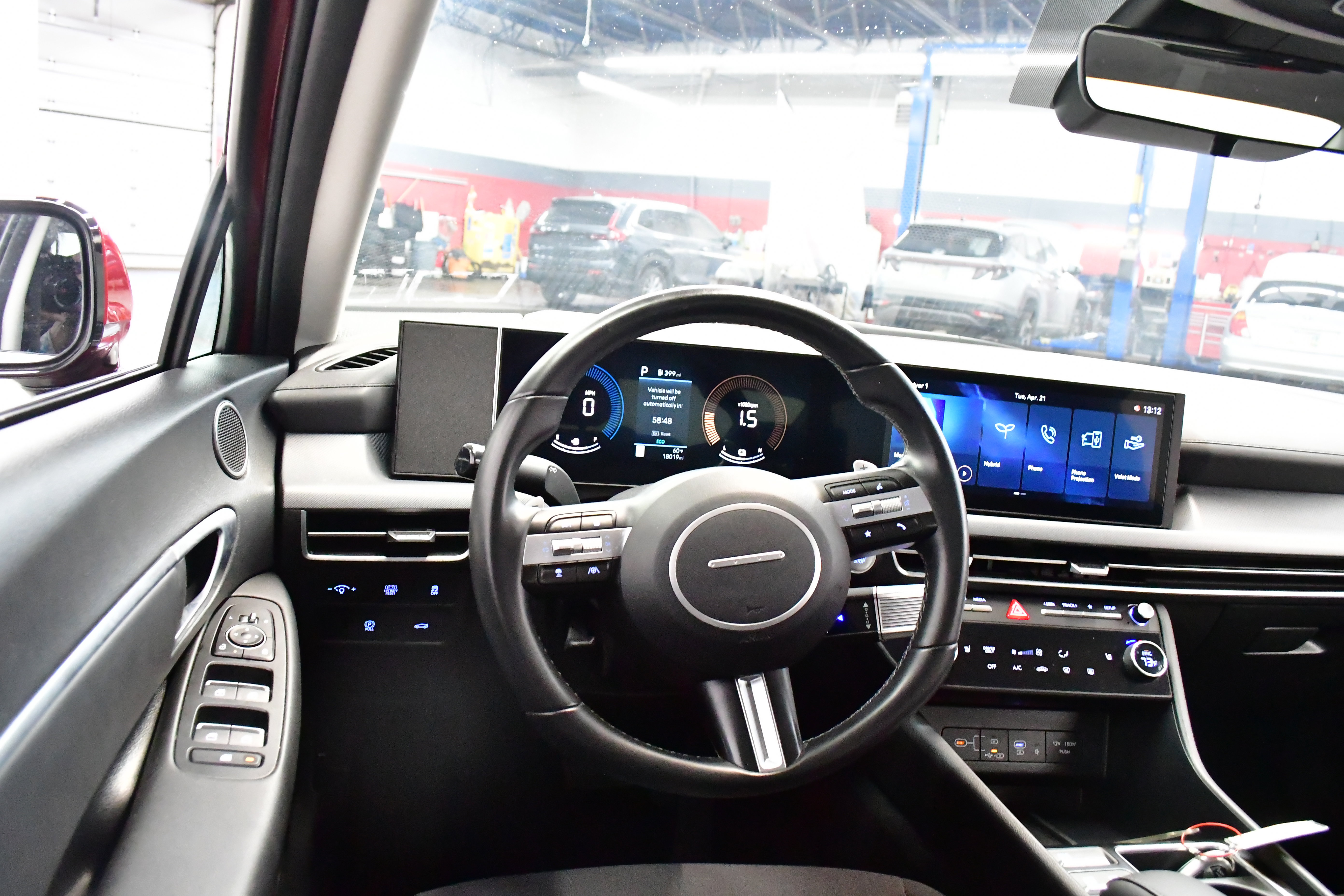 Used 2025 Hyundai Sonata SEL FWD image 8