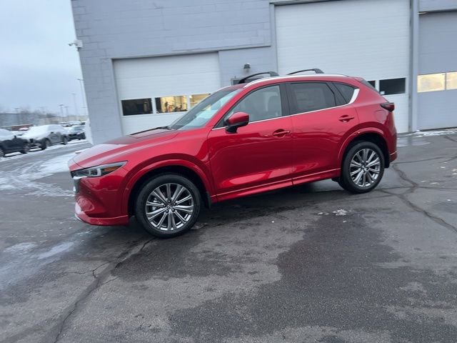 New 2025 MAZDA CX-5 Signature image 18